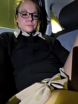 Fuxy-love69's cam snapshot