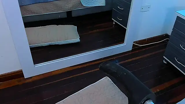 AdeleJhones's cam snapshot