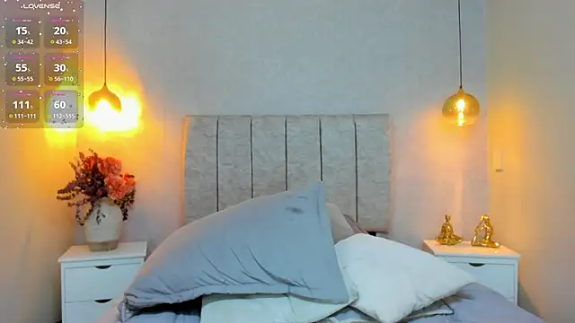 zara_milf's cam snapshot