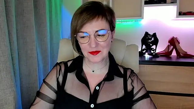 feliziaDesire's cam snapshot