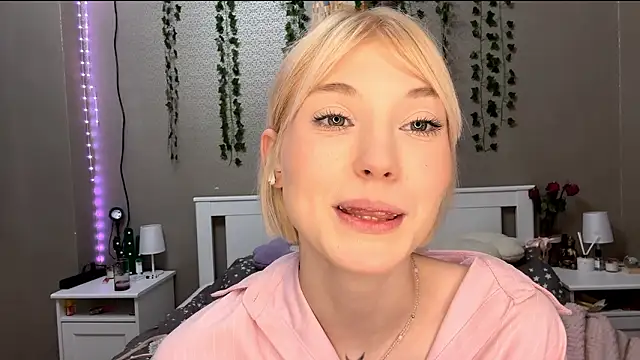 LlsabethHaze's cam snapshot