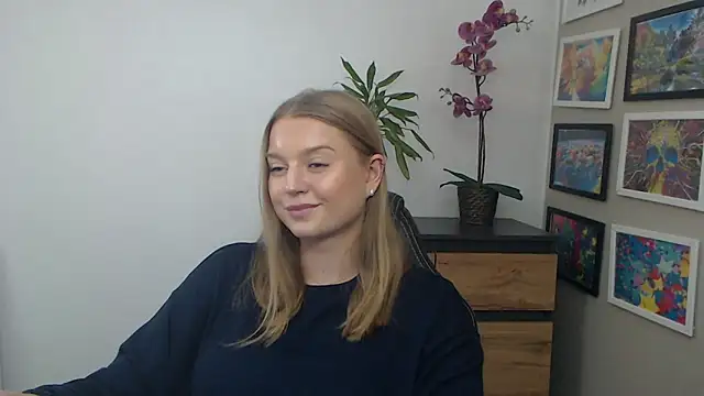 Mysteryerica's cam snapshot