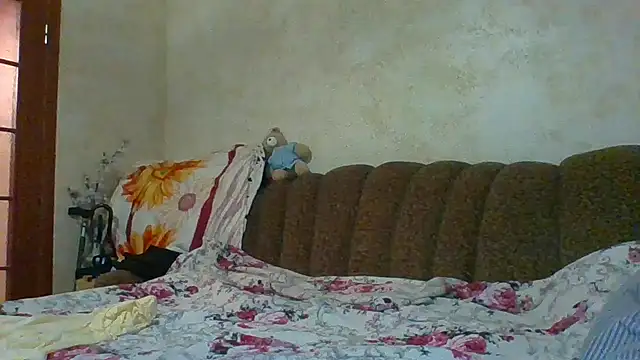 MilaSky5303's cam snapshot