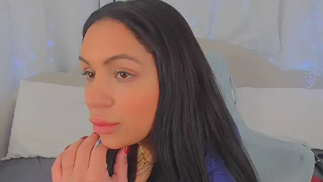 MeghanXO's cam snapshot