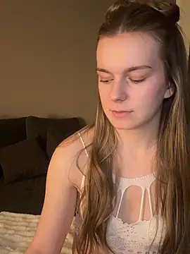 LisaFreierxx's cam snapshot