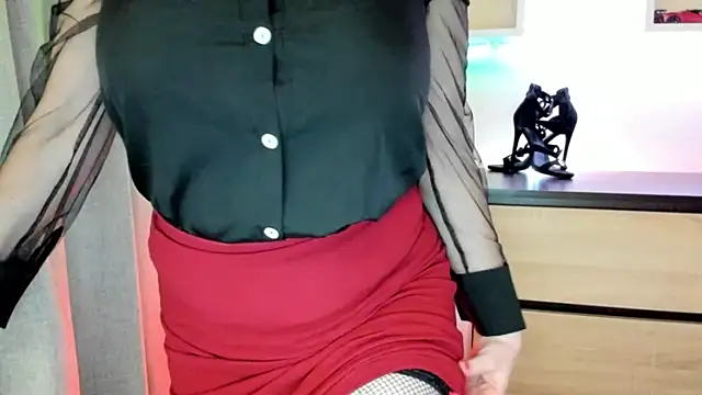 feliziaDesire's cam snapshot