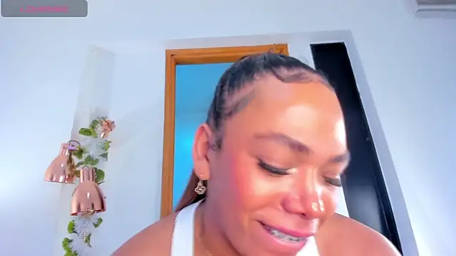 Nicole_Paradise live sex cam