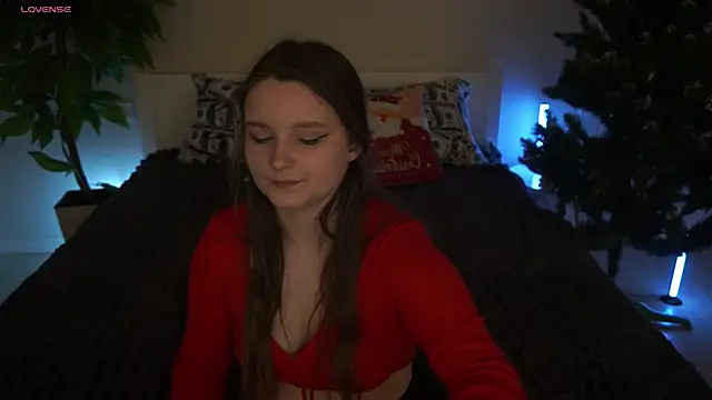 MagicPeachh_'s cam snapshot