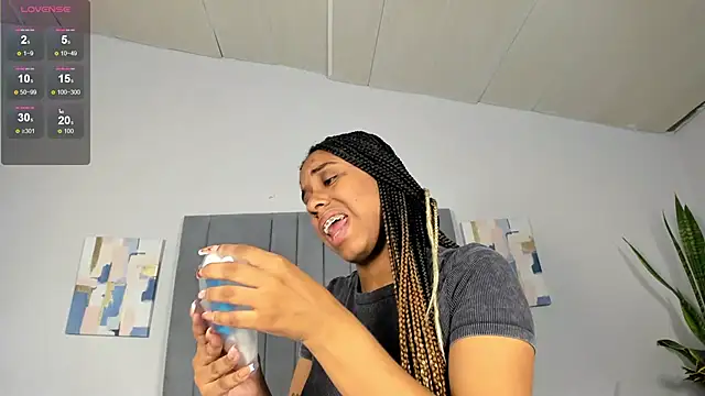 Sophia_Ebony's cam snapshot