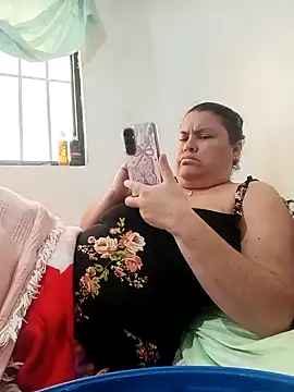 yaneth_'s cam snapshot