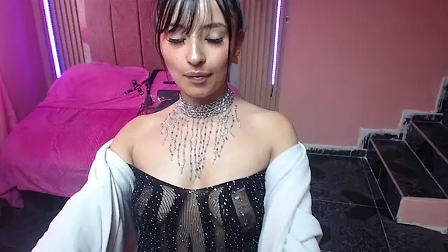 alaia_blue's cam snapshot