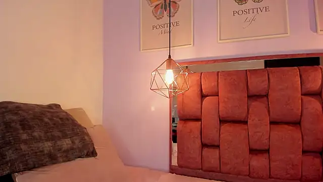 kristakinnky's cam snapshot