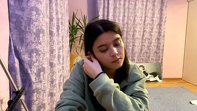 SaintMari live sex cam