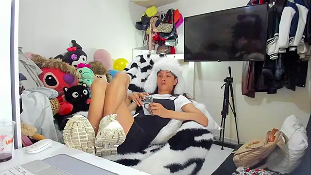 Lawrncesofiets live sex cam