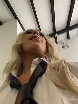 MystiqueXXX live sex cam