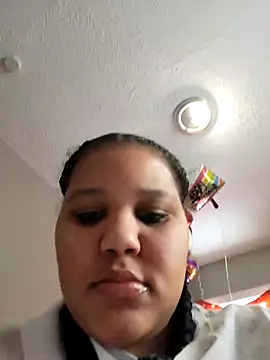 chocolate_bella's cam snapshot