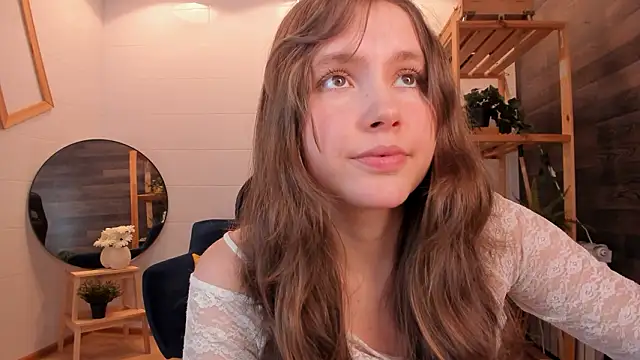 MaryannSoftt's cam snapshot