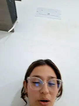 Ary-18's cam snapshot