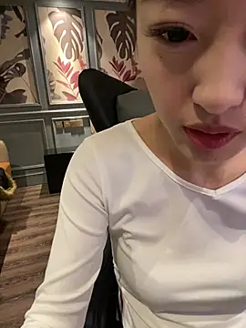 MengMeng0515 live sex cam