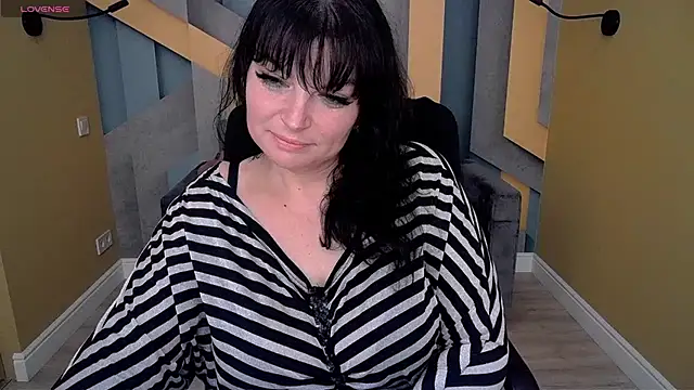 Victoria_booth's cam snapshot