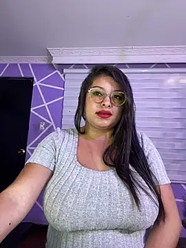 MiiaaJoness's cam snapshot