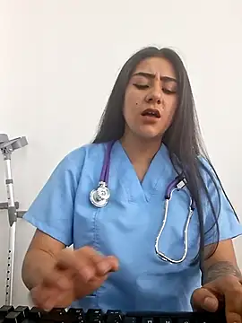 CAROLINE__07's cam snapshot