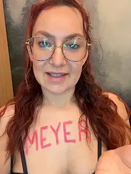 ladoucedu34's cam snapshot