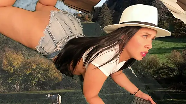 Sofi_Perez_'s cam snapshot