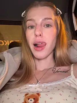 kira_mia's cam snapshot