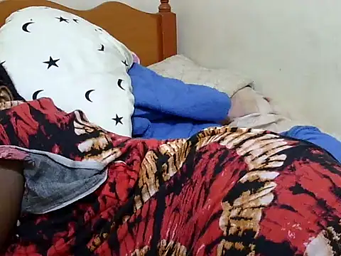 Pretty_lilly02's cam snapshot