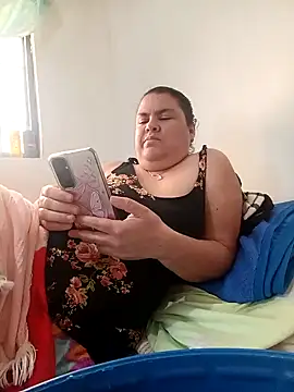 yaneth_'s cam snapshot