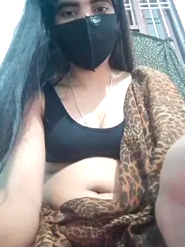 isha_sharma2002's cam snapshot