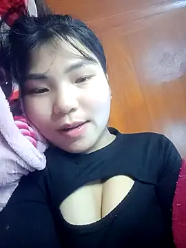 Pineapple_yolew's cam snapshot