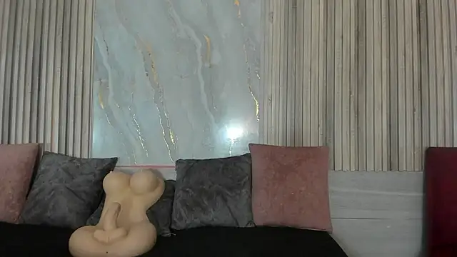 BriannaChelsea live sex cam