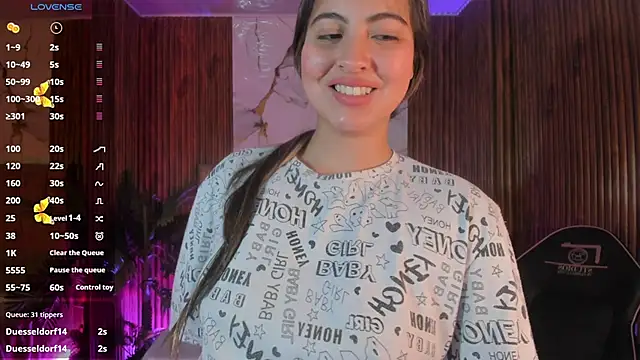 juanita_tay's cam snapshot