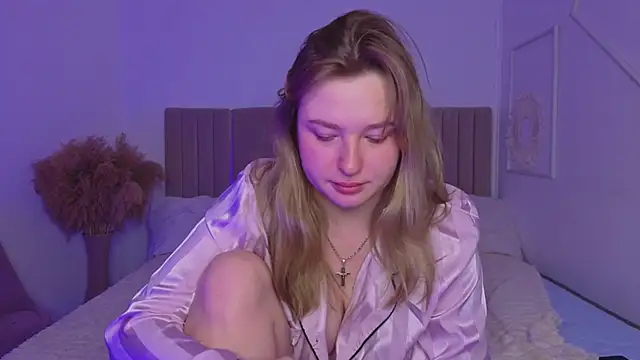 VladaHotxx's cam snapshot