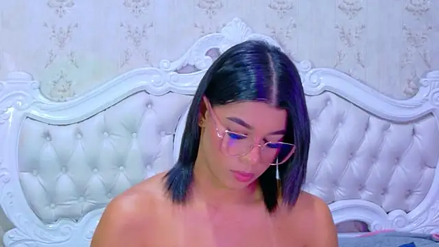 TiaraRosse's cam snapshot