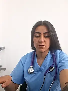 CAROLINE__07's cam snapshot