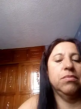 valeriapinter's cam snapshot