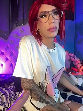 Naugth_channel_ts live sex cam