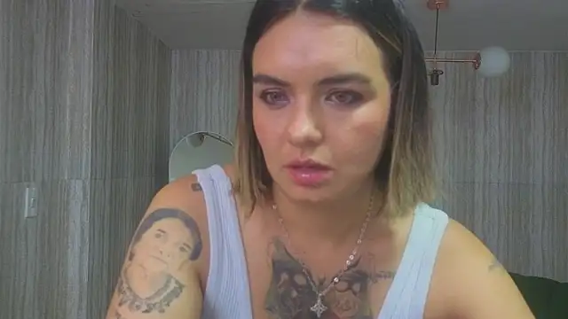 zarcasutra_t's cam snapshot