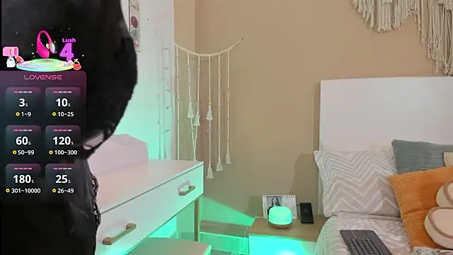 Camila_Bustamante's cam snapshot