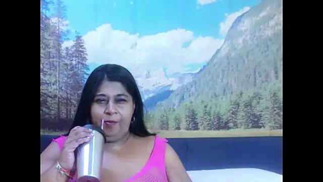 indianhoney694u's cam snapshot