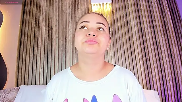 AnaisClark's cam snapshot