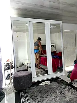 Paul22cm-'s cam snapshot