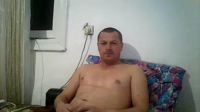 Ivan9iutt's cam snapshot