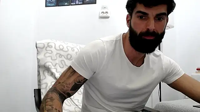 Verycutex's cam snapshot