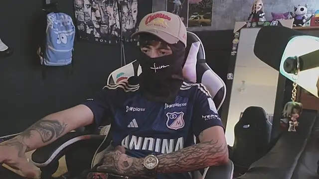 AcidMilo live sex cam