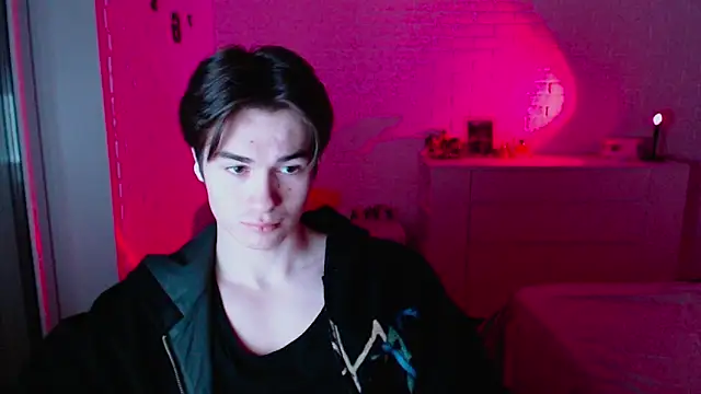 MarkusDean live sex cam