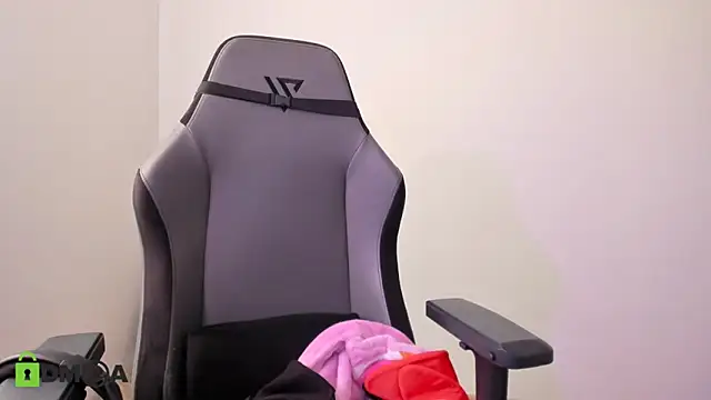 alice-rausing's cam snapshot